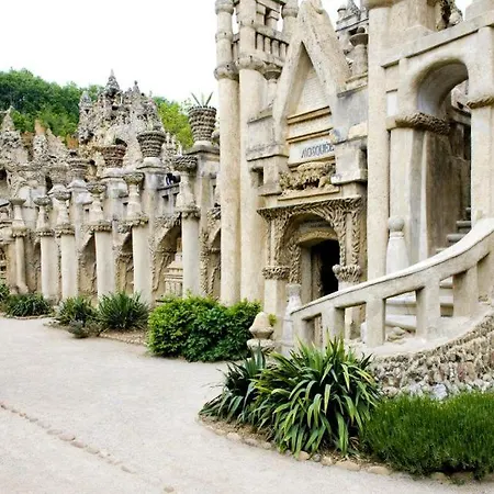 アパート 3 Min A Pied Du Centre D'uzes Parking Piscine *