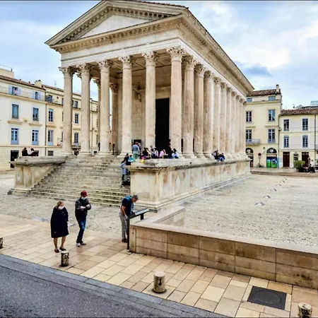 3 Min A Pied Du Centre D'uzes Parking Piscine * Юзес