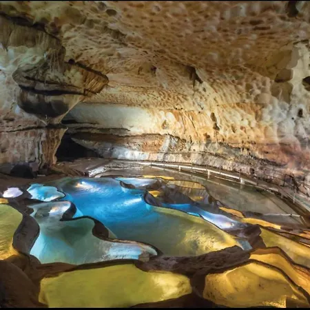 3 Min A Pied Du Centre D'uzes Parking Piscine *