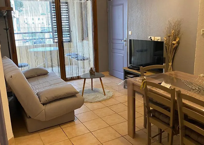 3 Min A Pied Du Centre D'uzes Parking Piscine Appartement Uzès
