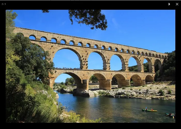 Appartement 3 Min A Pied Du Centre D'uzes Parking Piscine Uzès