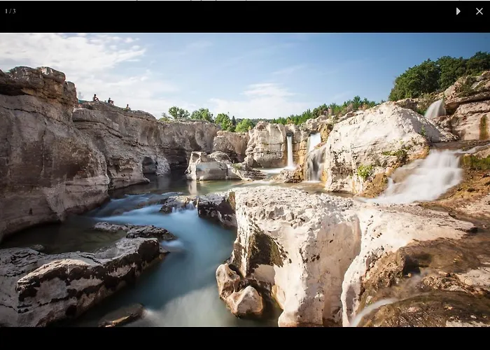 3 Min A Pied Du Centre D'uzes Parking Piscine Appartement Uzès