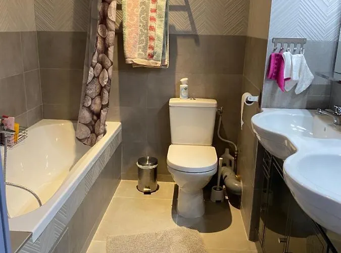 Appartement 3 Min A Pied Du Centre D'uzes Parking Piscine *