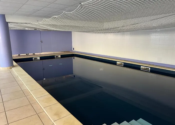 3 Min A Pied Du Centre D'uzes Parking Piscine Uzès